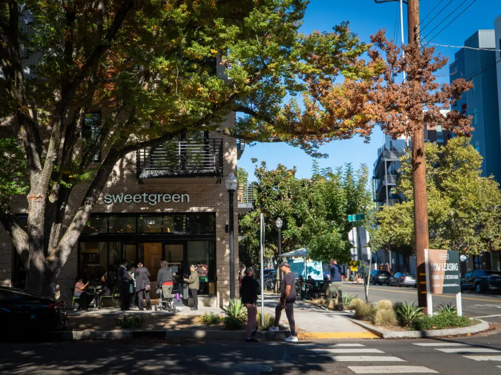 Sweetgreen restaurant