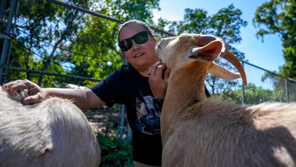Sanctuary Mixtape goat Tukker with co-founder Melissa Nygard on March 23, 2026. Photo by Denis Akbari.