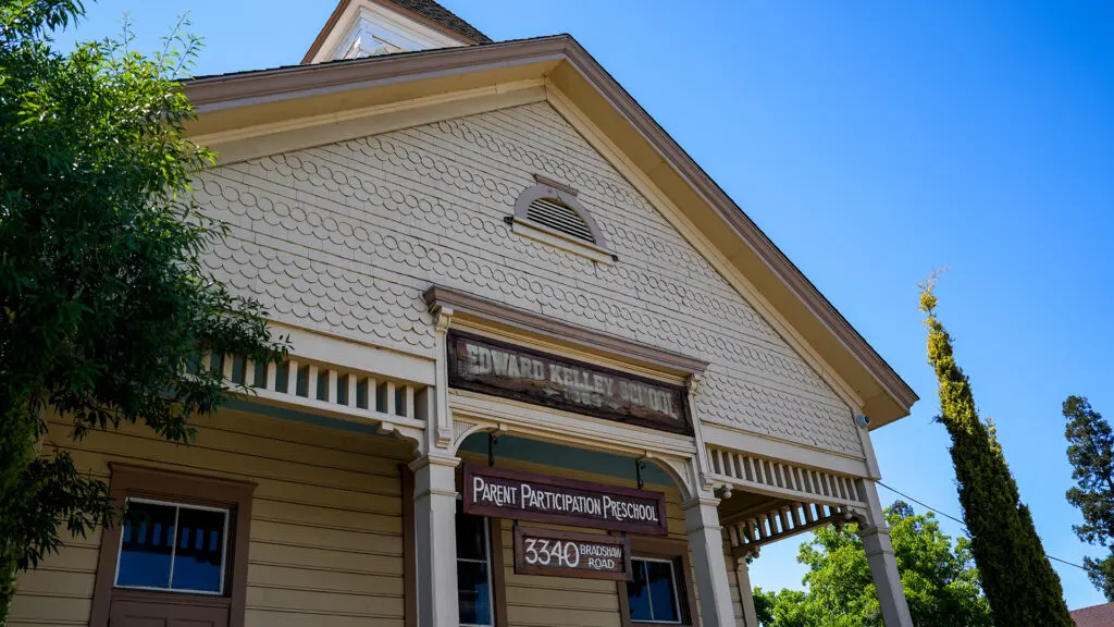 Edward Kelley preschool on 3340 Bradshaw Rd in Sacramento. Photo by Denis Akbari.
