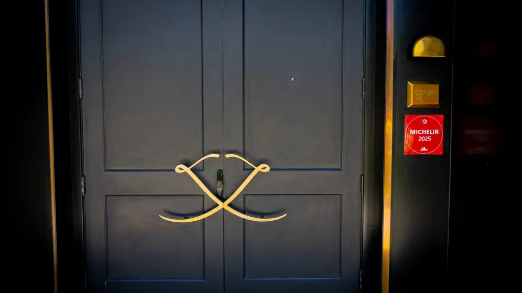storefront