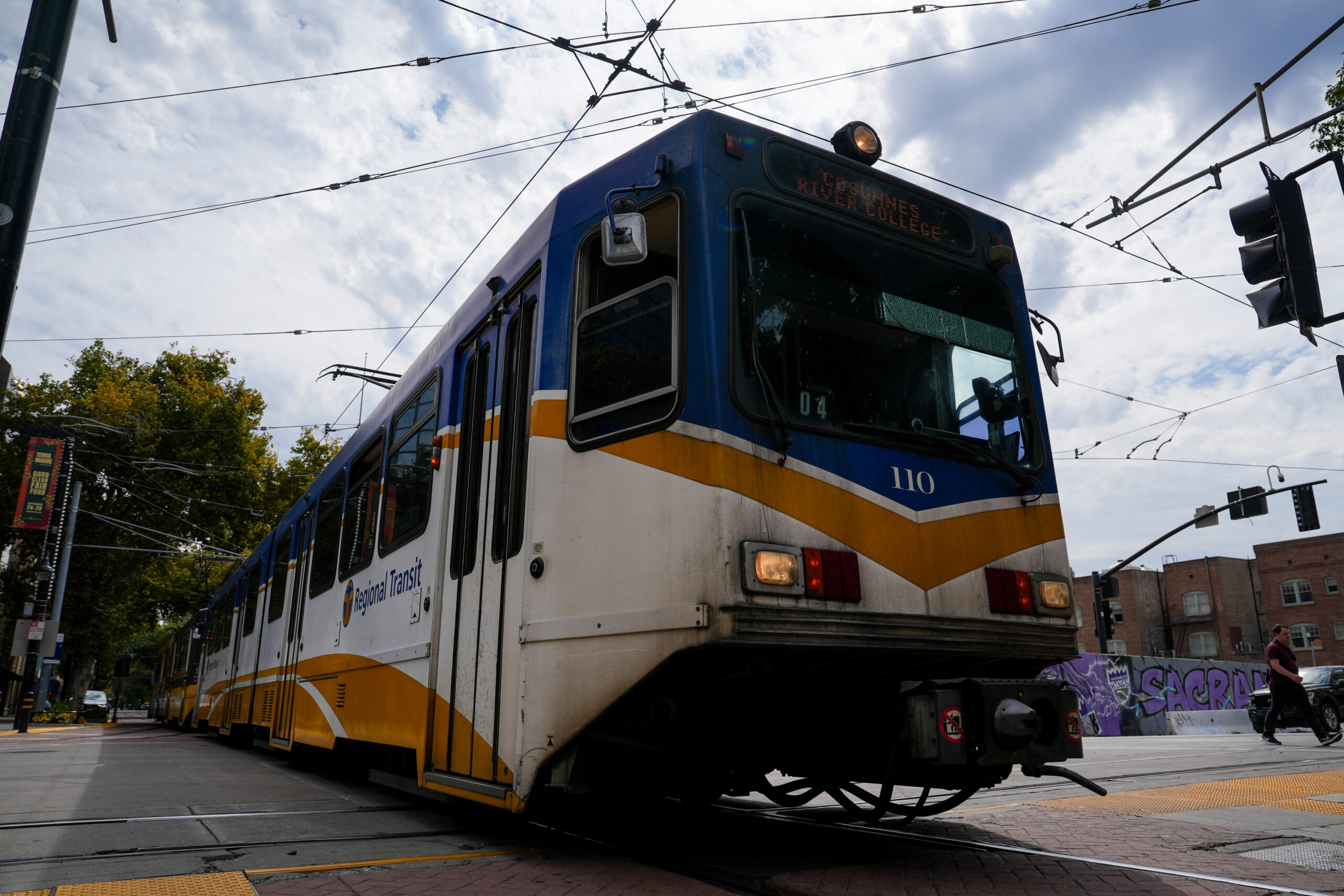 Light rail train on 8th and K street in Sacramento. Photo by Denis Akbari.