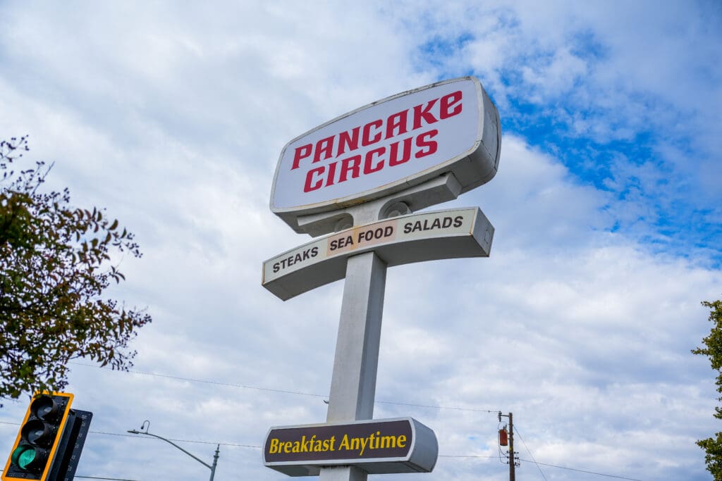 Sign of Pancake Circus, a breakfast and brunch restaurant, on 2101 Broadway in Sacramento.