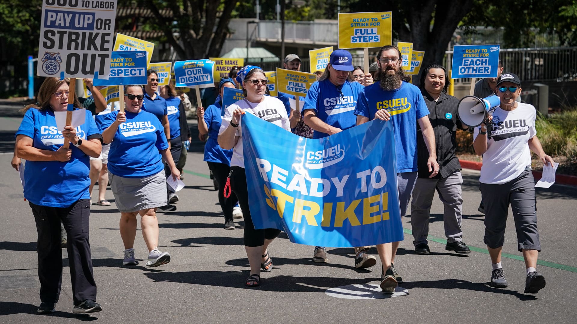 Sacramento State workers threaten strike amid statewide contract disputes