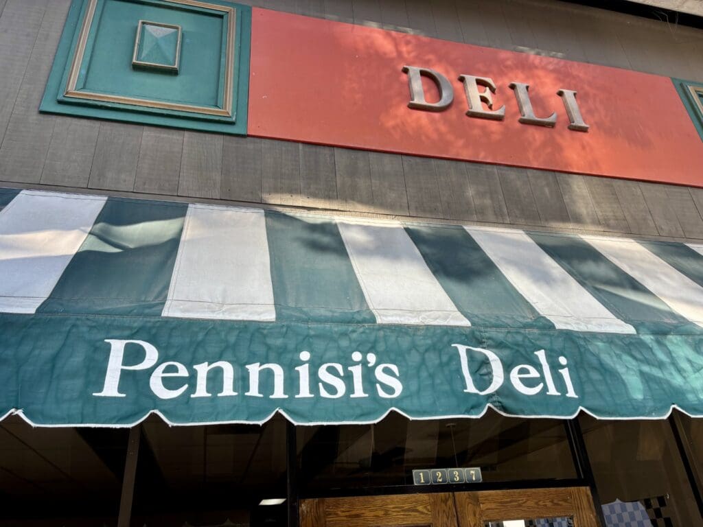 Pennisi's Deli