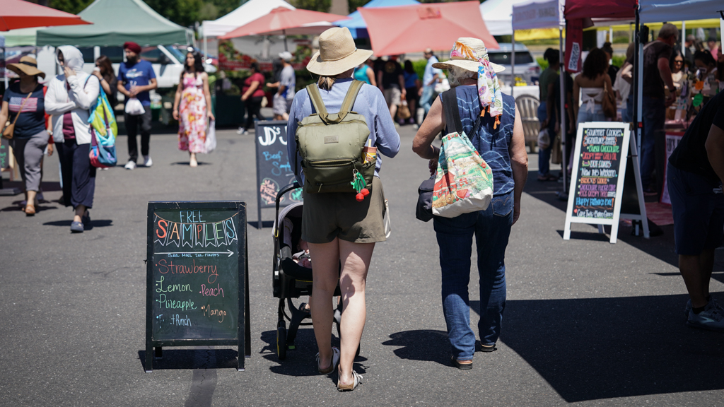 Women at Market