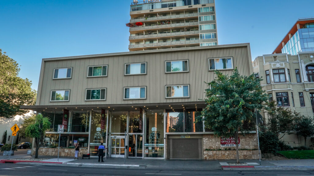 Apartment building