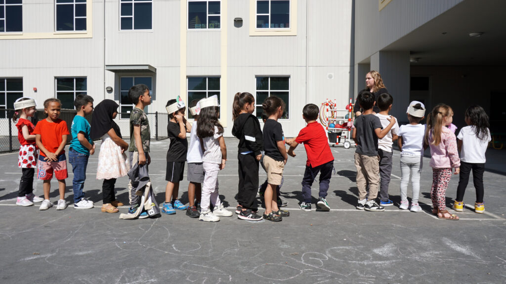 kindergarten students