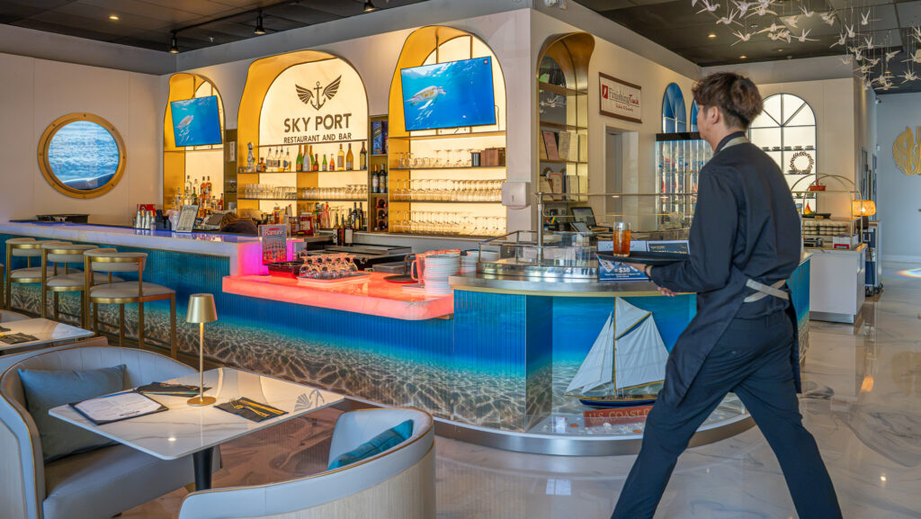 restaurant bar